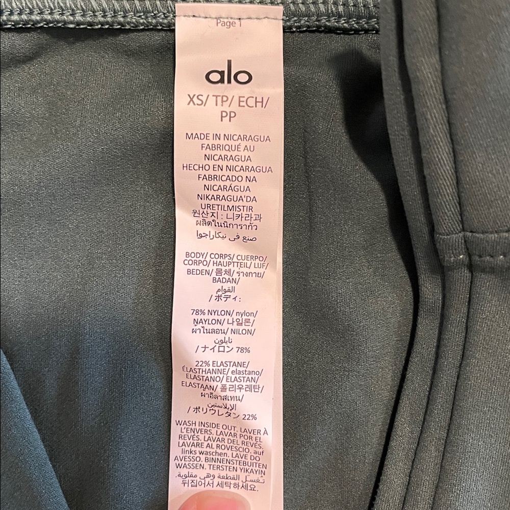 NWT | ALO Softsculpt Precision 1/4 Zip Long Sleeve Clover Green XS - Picture 4 of 6
